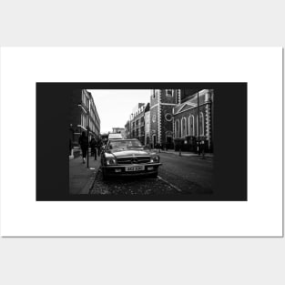Mercedes 450SL in London Posters and Art